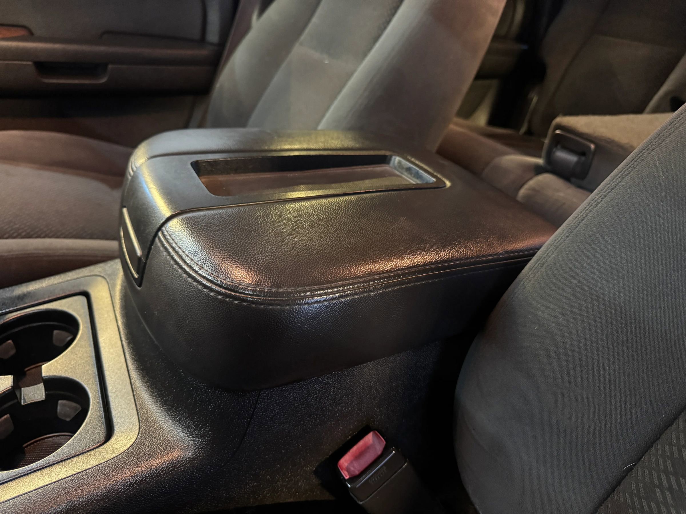 Used 2008 Chevrolet Suburban LT w/ Convenience Package 1 image 19