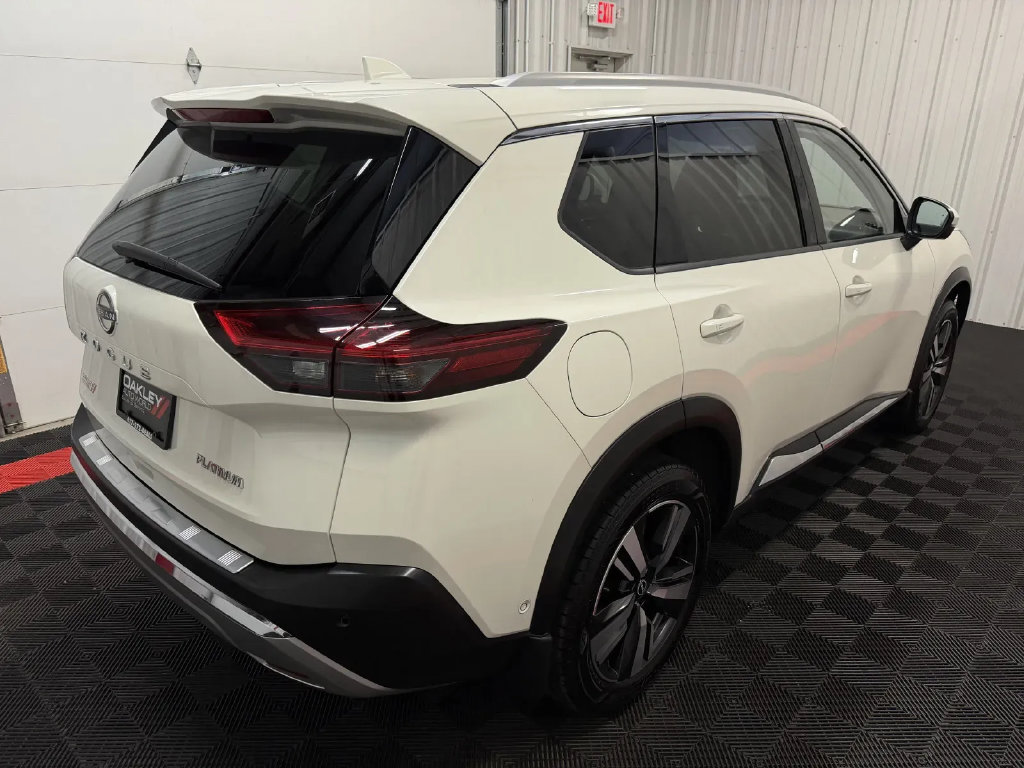 Used 2022 Nissan Rogue Platinum w/ Head-Up Display Package FWD image 4