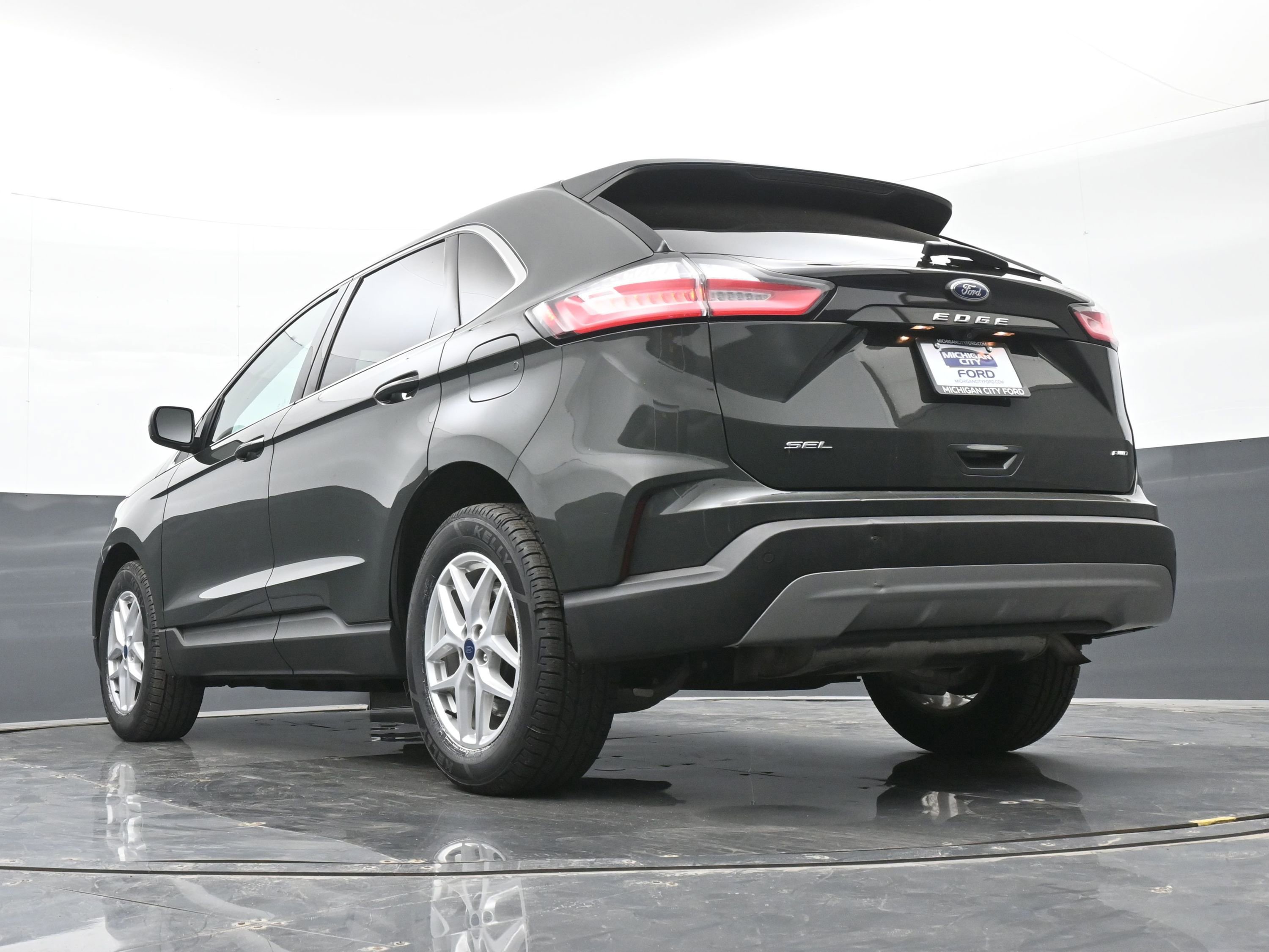 Used 2022 Ford Edge SEL image 41