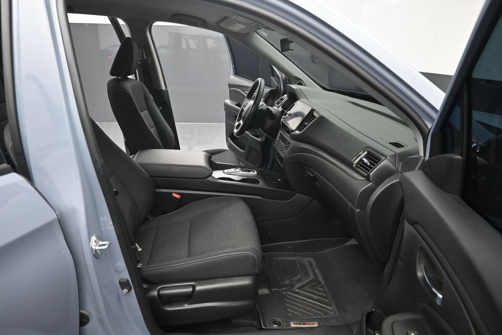 Used 2024 Honda Ridgeline Sport image 29