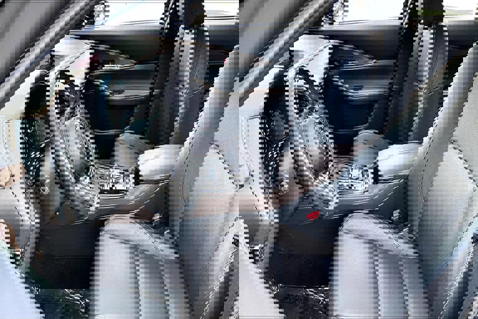 Used 2024 MAZDA CX-30 2.5 Turbo w/ Premium Plus Pkg image 8