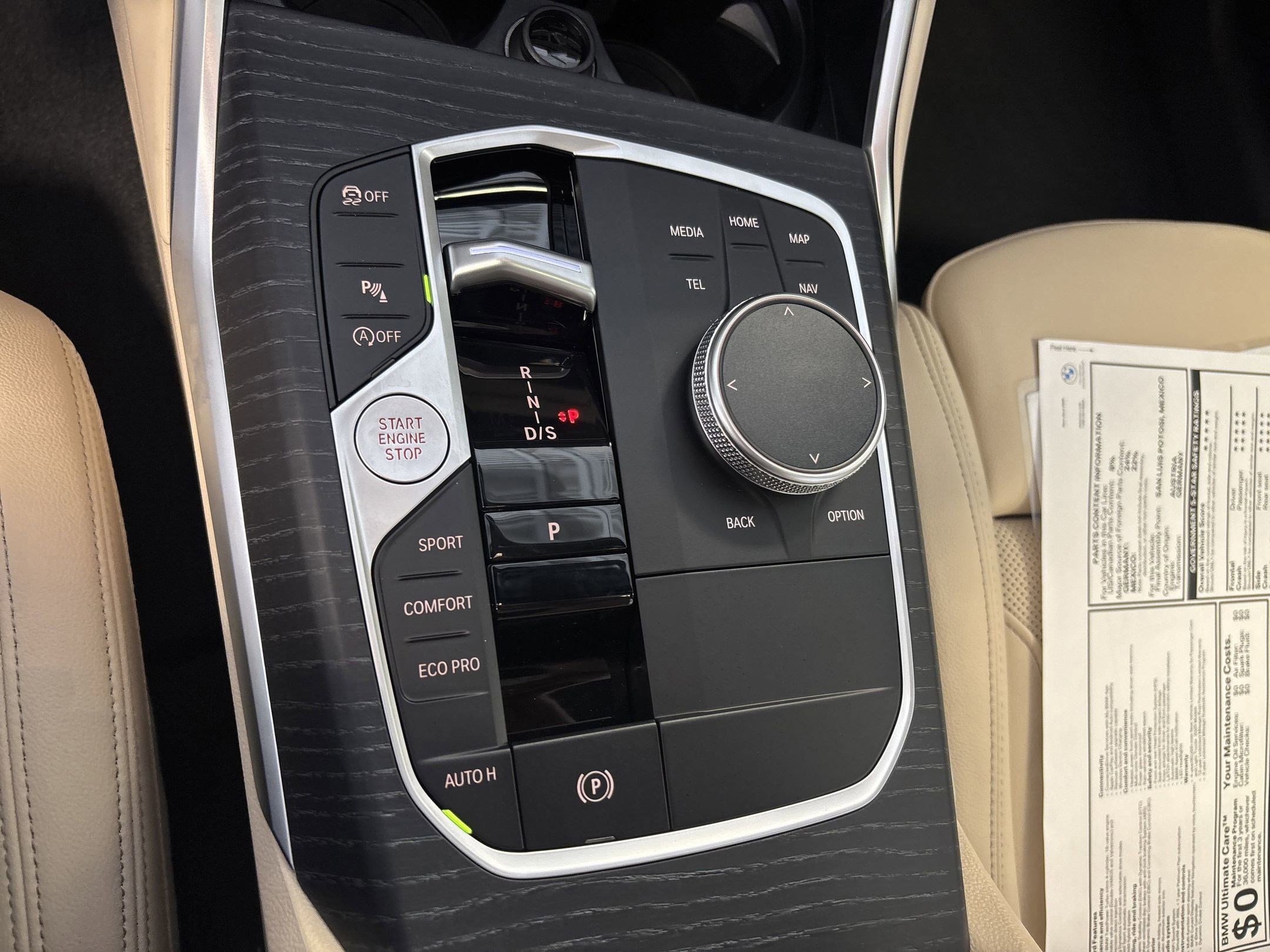 Used 2025 BMW 330i Sedan w/ Convenience Package image 17