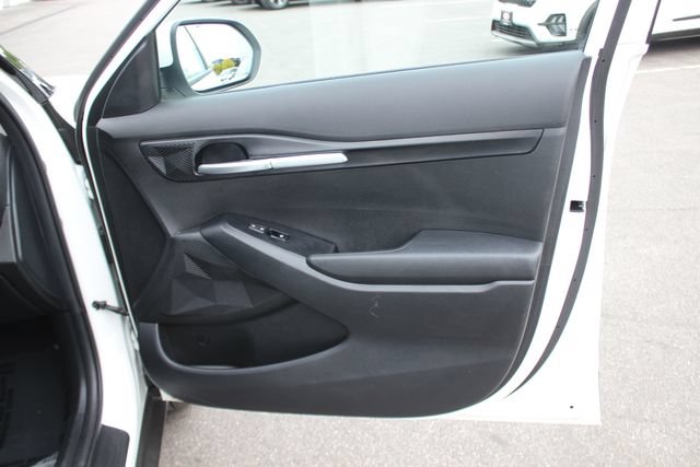 Used 2024 Kia Seltos LX AWD/4WD image 12