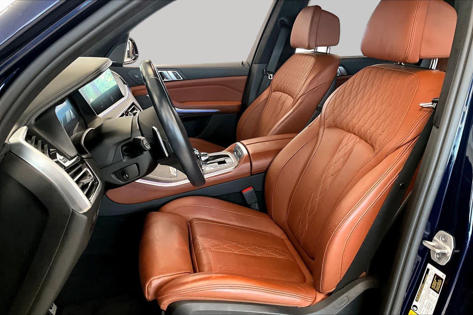 Used 2021 BMW X5 M50i w/ Executive Package AWD/4WD image 7