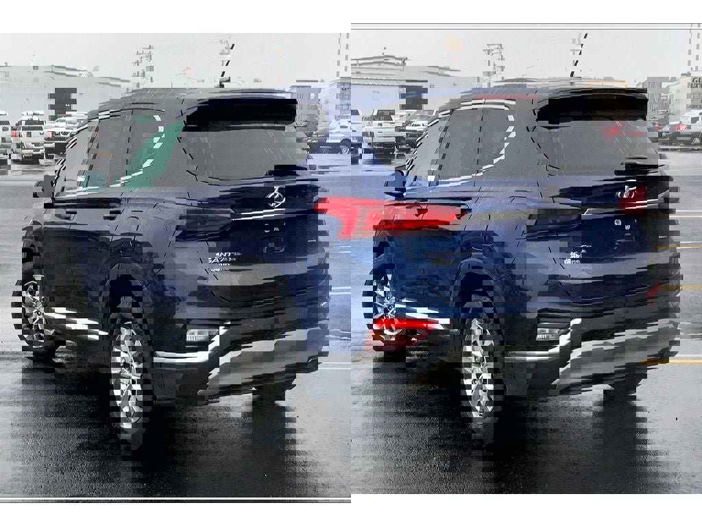 Used 2020 Hyundai Santa Fe SE image 12