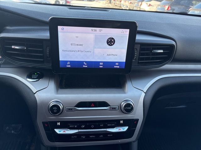 Used 2021 Ford Explorer XLT image 13