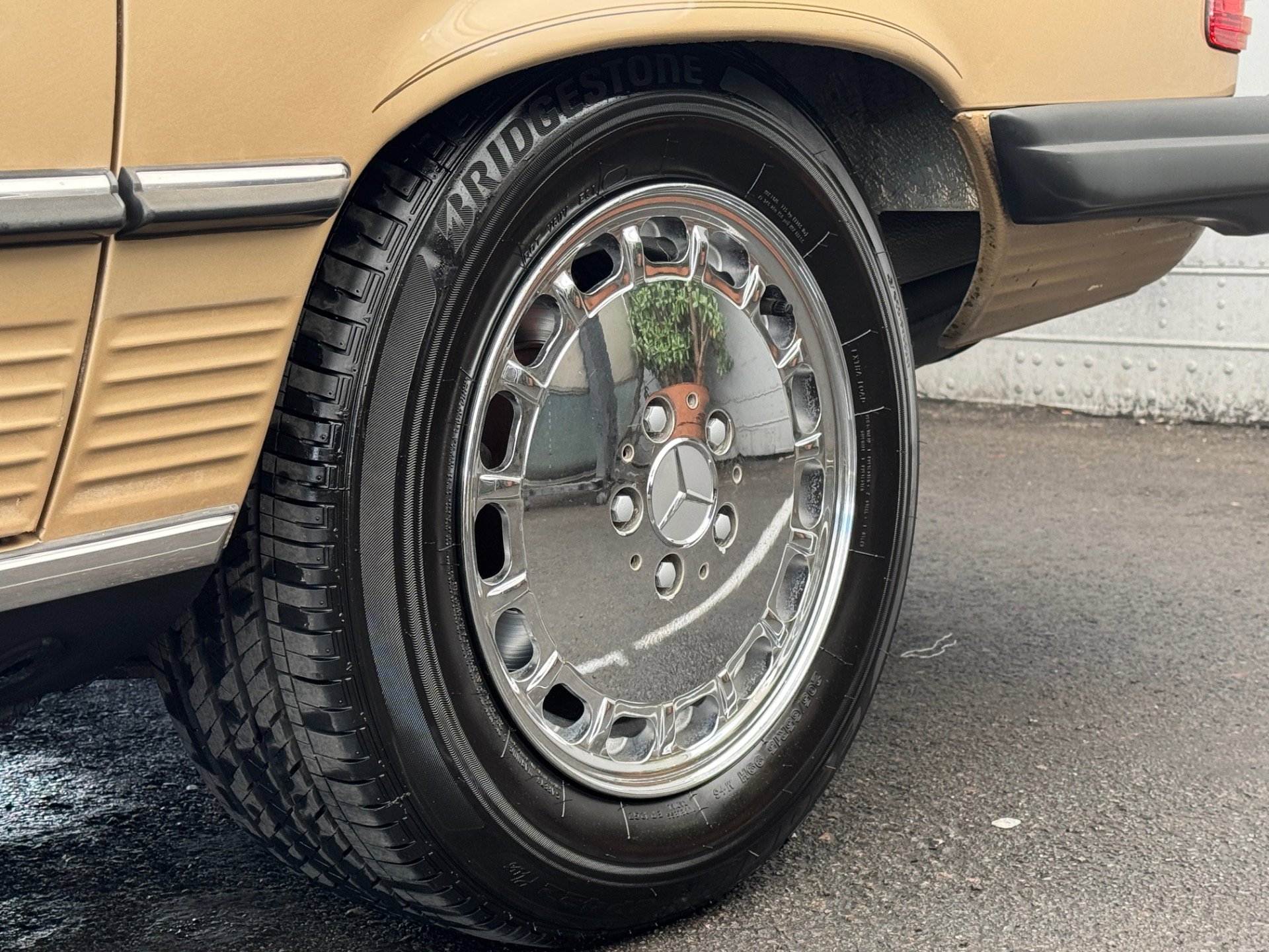 Used 1987 Mercedes-Benz 560 SL image 20