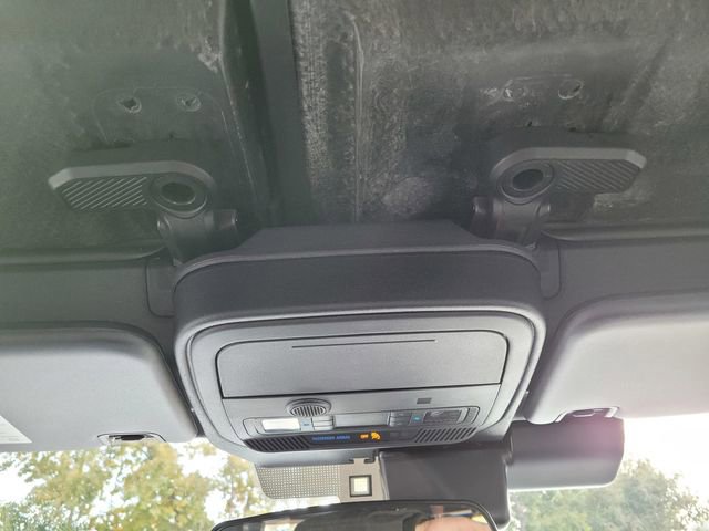 New 2025 Ford Bronco 4-Door image 18