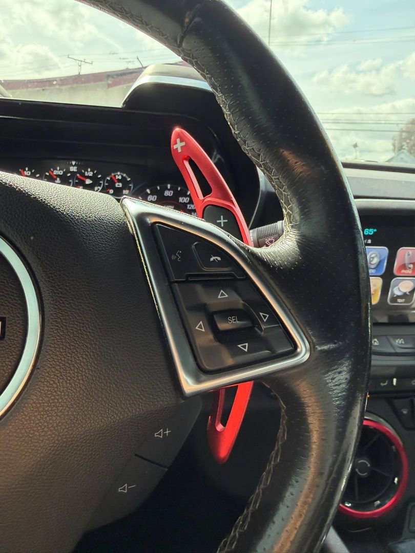 Used 2018 Chevrolet Camaro SS RWD image 18