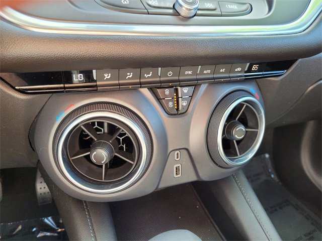 Used 2022 Chevrolet Blazer LT image 27