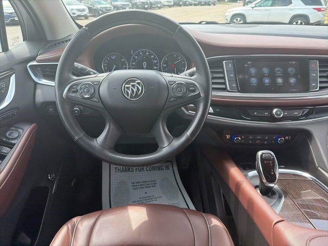 Used 2018 Buick Enclave Avenir w/ Avenir Technology Package AWD/4WD image 28