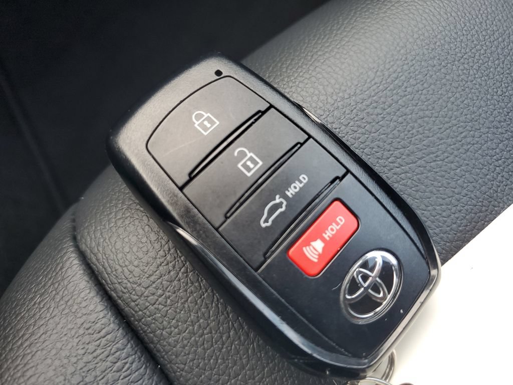 Certified 2026 Toyota Camry SE w/ Convenience Package FWD image 26
