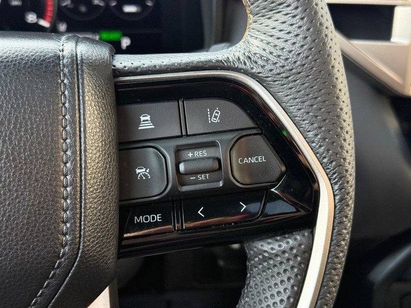 Used 2026 Toyota Sequoia Capstone image 22