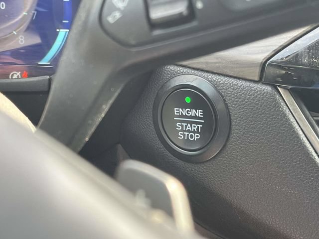 Used 2020 Ford Escape Titanium AWD/4WD image 33