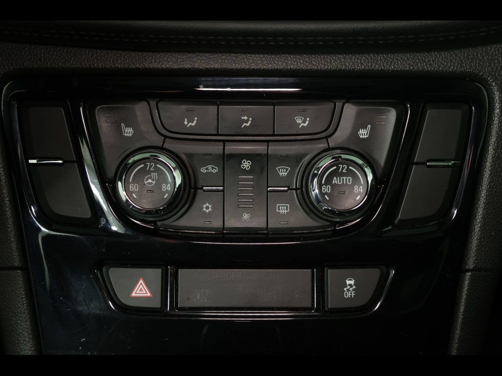 Used 2018 Buick Encore Essence FWD image 23
