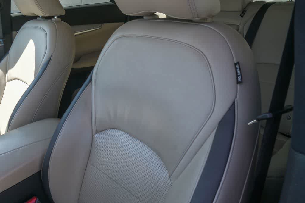 Used 2019 INFINITI QX50 Essential w/ Premium Audio Package FWD image 12