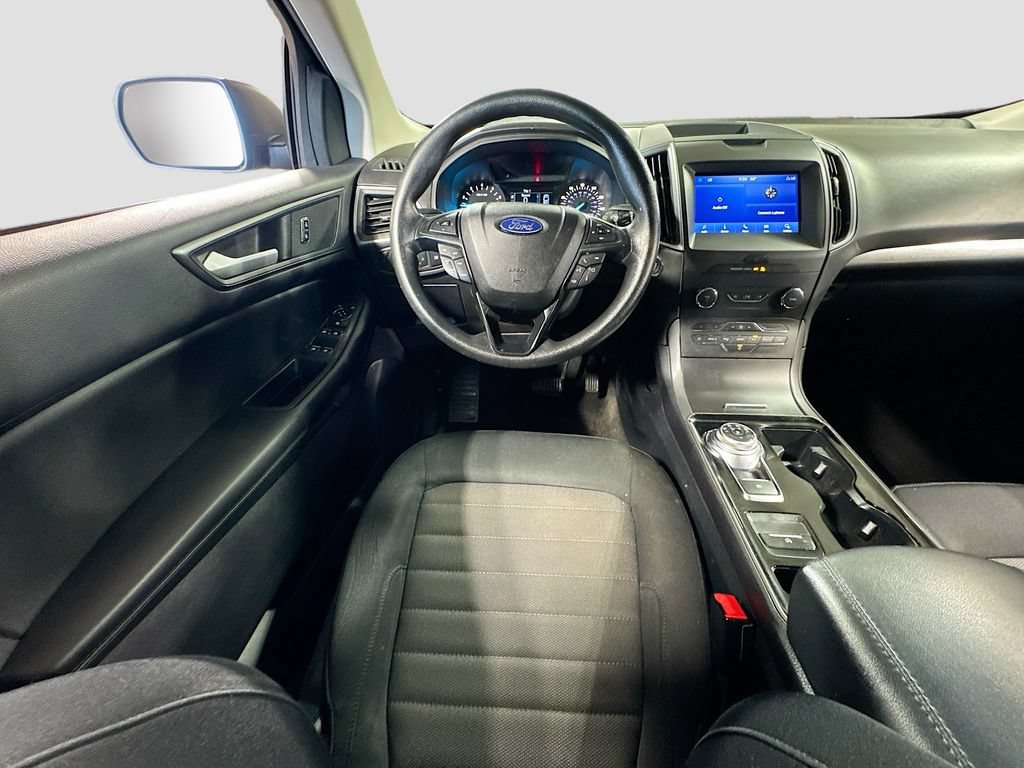 Used 2020 Ford Edge SE FWD image 12