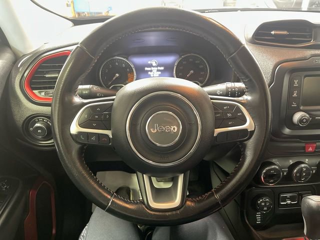 Used 2017 Jeep Renegade Trailhawk w/ Popular Equipment Group AWD/4WD image 14