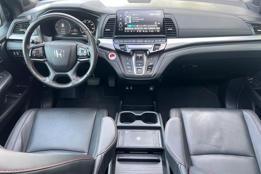 Used 2025 Honda Odyssey Sport-L image 15