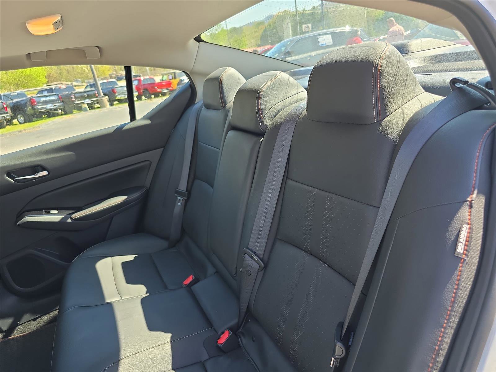 Used 2024 Nissan Altima 2.5 SR w/ SR Premium Package AWD/4WD image 14