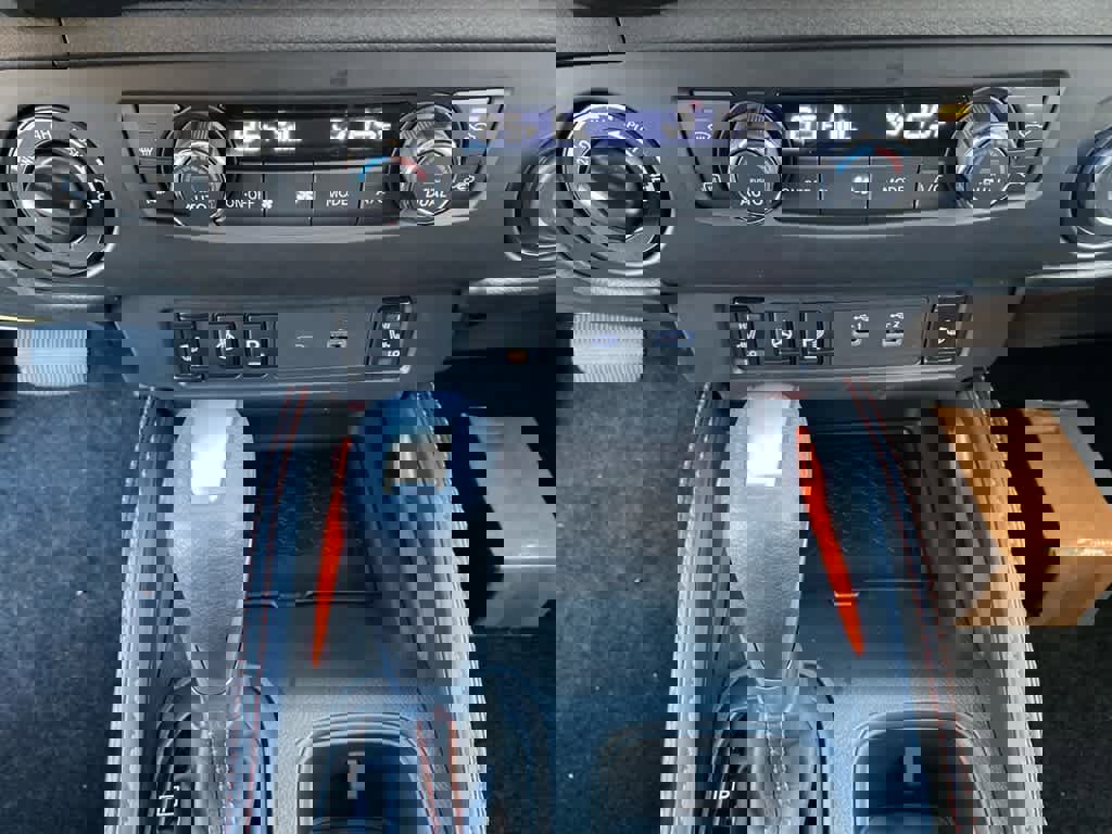 New 2026 Nissan Frontier PRO-4X w/ Pro Premium Package image 19