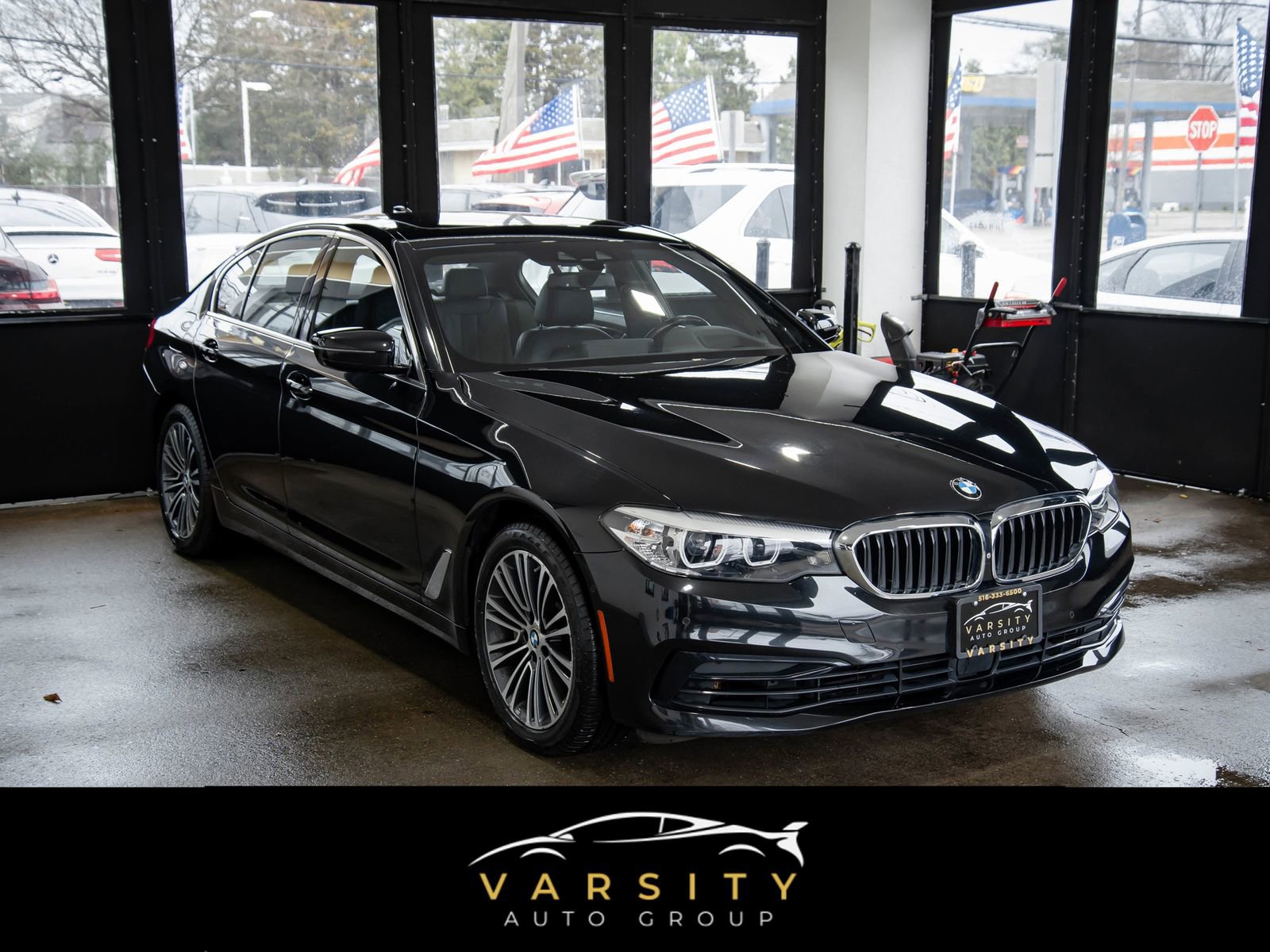 Used 2019 BMW 540i xDrive w/ Premium Package image 3