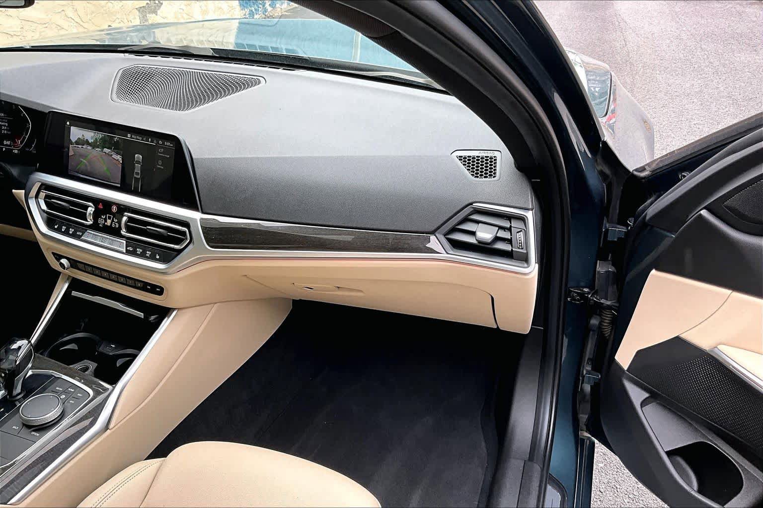 Used 2020 BMW 330i xDrive Sedan w/ Convenience Package AWD/4WD image 19