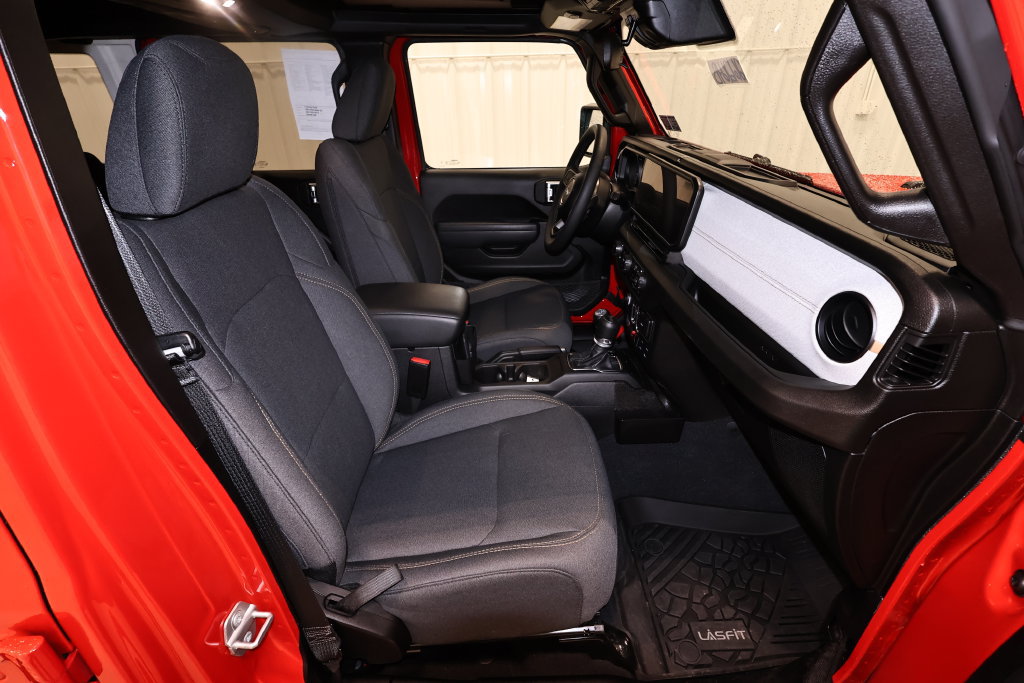 Used 2025 Jeep Wrangler Unlimited Sport AWD/4WD image 19