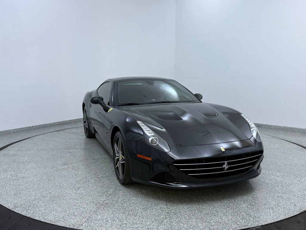 Used 2017 Ferrari California T image 7