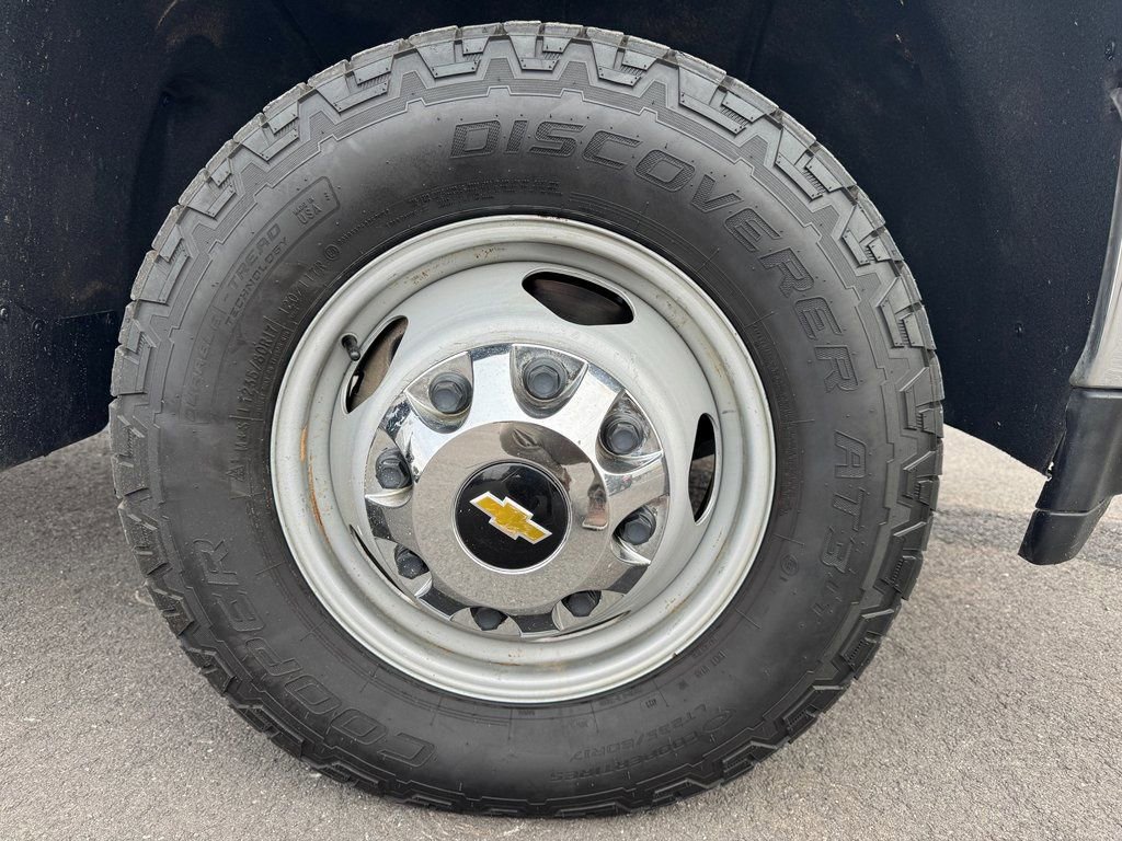 Used 2022 Chevrolet Silverado 3500 LT w/ Convenience Package AWD/4WD image 10