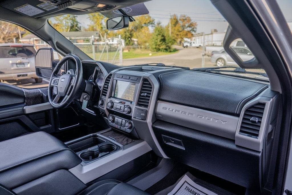 Used 2019 Ford F350 Lariat w/ Chrome Package AWD/4WD image 24
