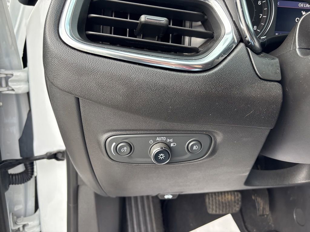 Used 2022 Chevrolet Equinox Premier AWD/4WD image 40