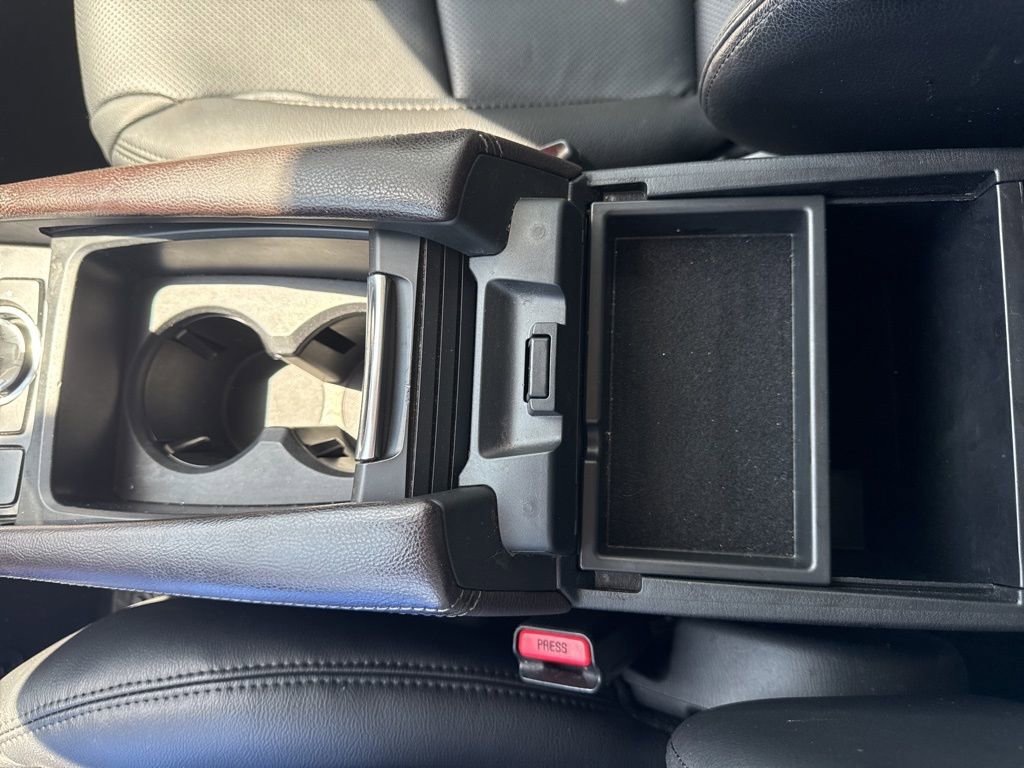 Used 2018 MAZDA MAZDA3 Grand Touring w/ Premium Equipment Package FWD image 25