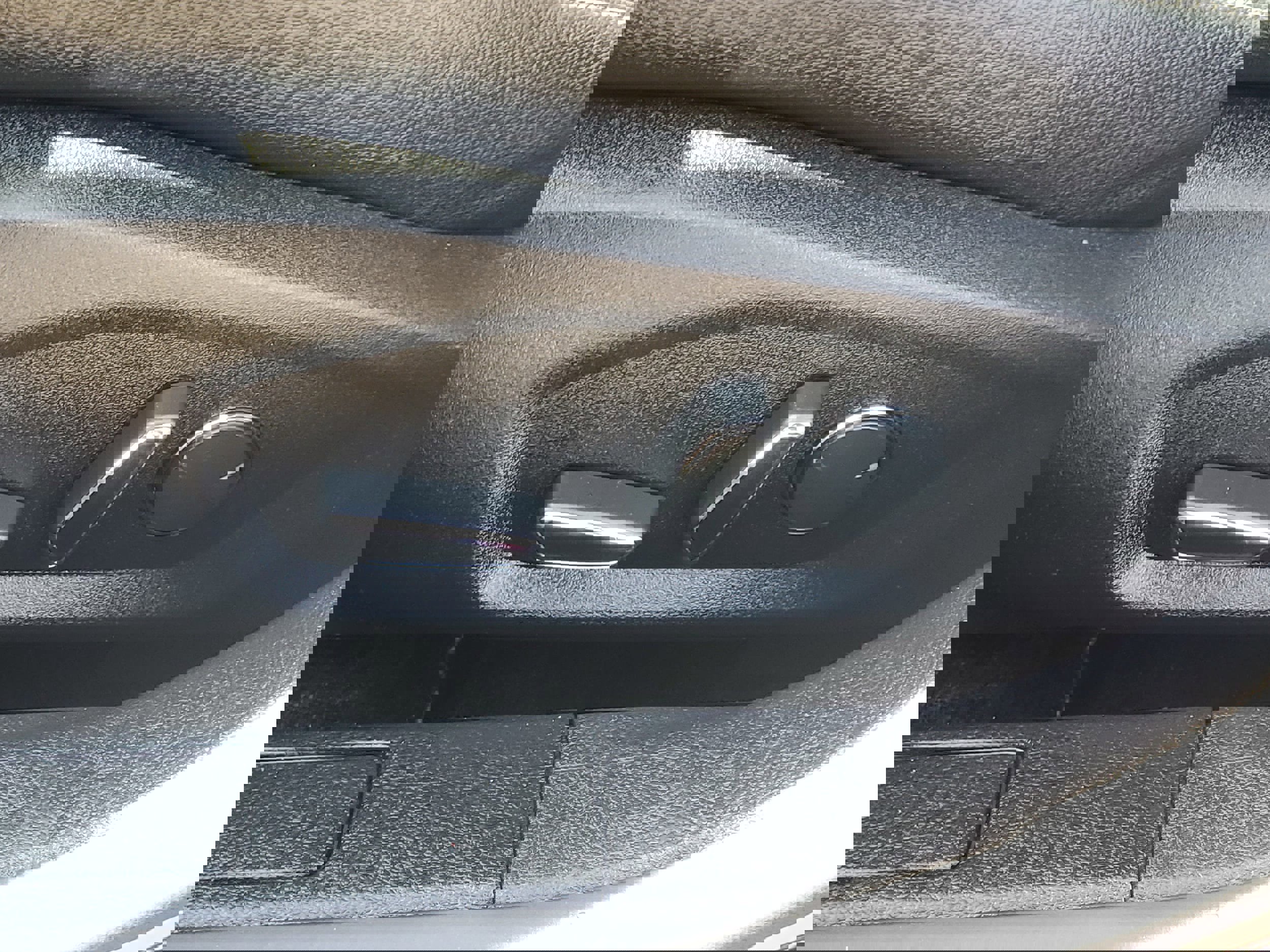 Certified 2017 Ford Fusion SE w/ Fusion SE Technology Package image 20