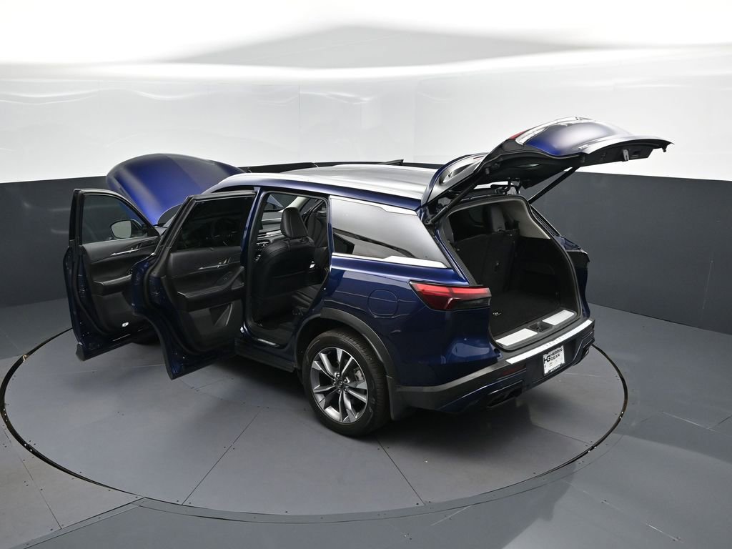 Used 2023 INFINITI QX60 Luxe w/ Cargo Package AWD/4WD image 2