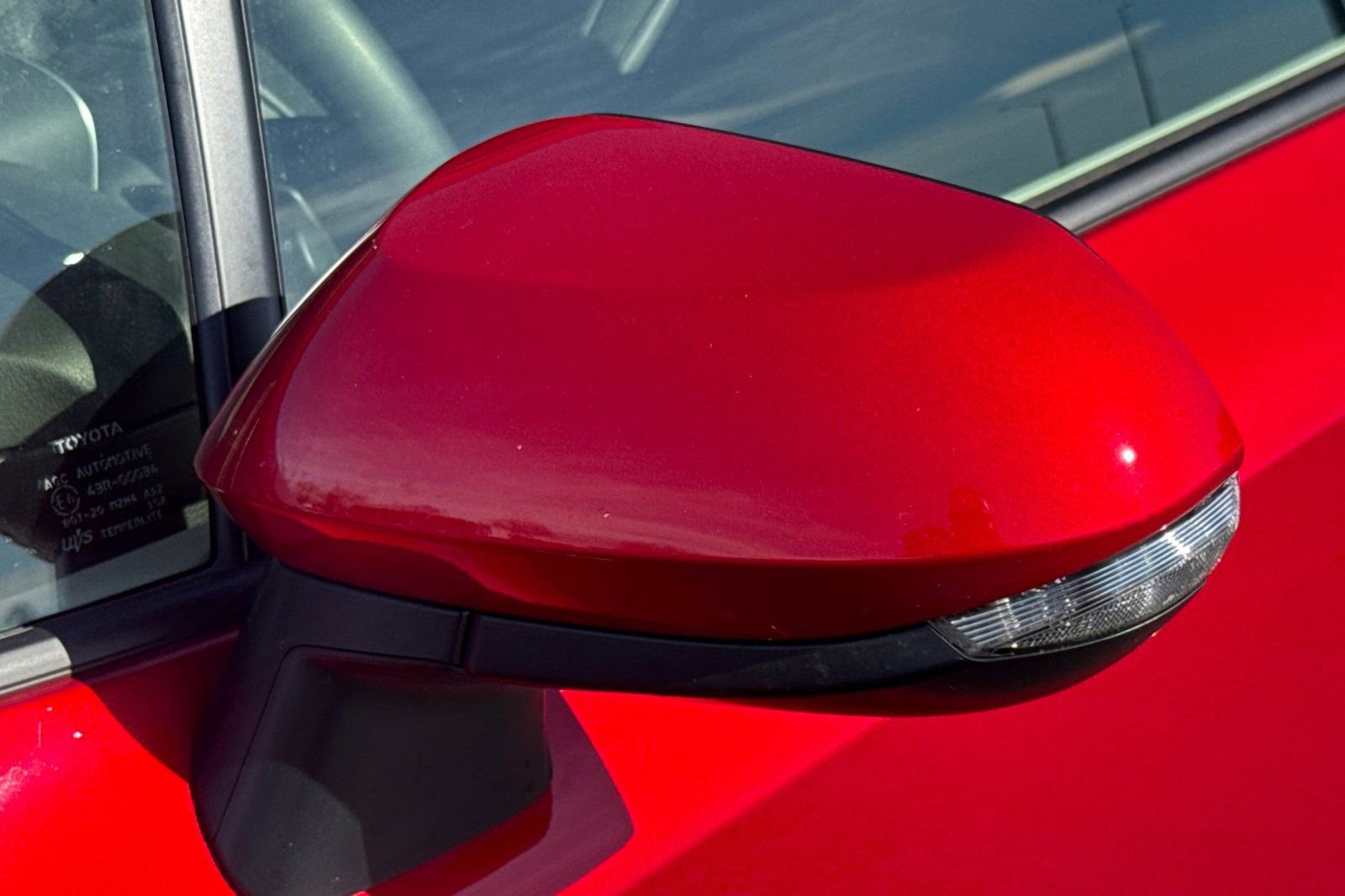 Used 2025 Toyota Corolla SE image 50