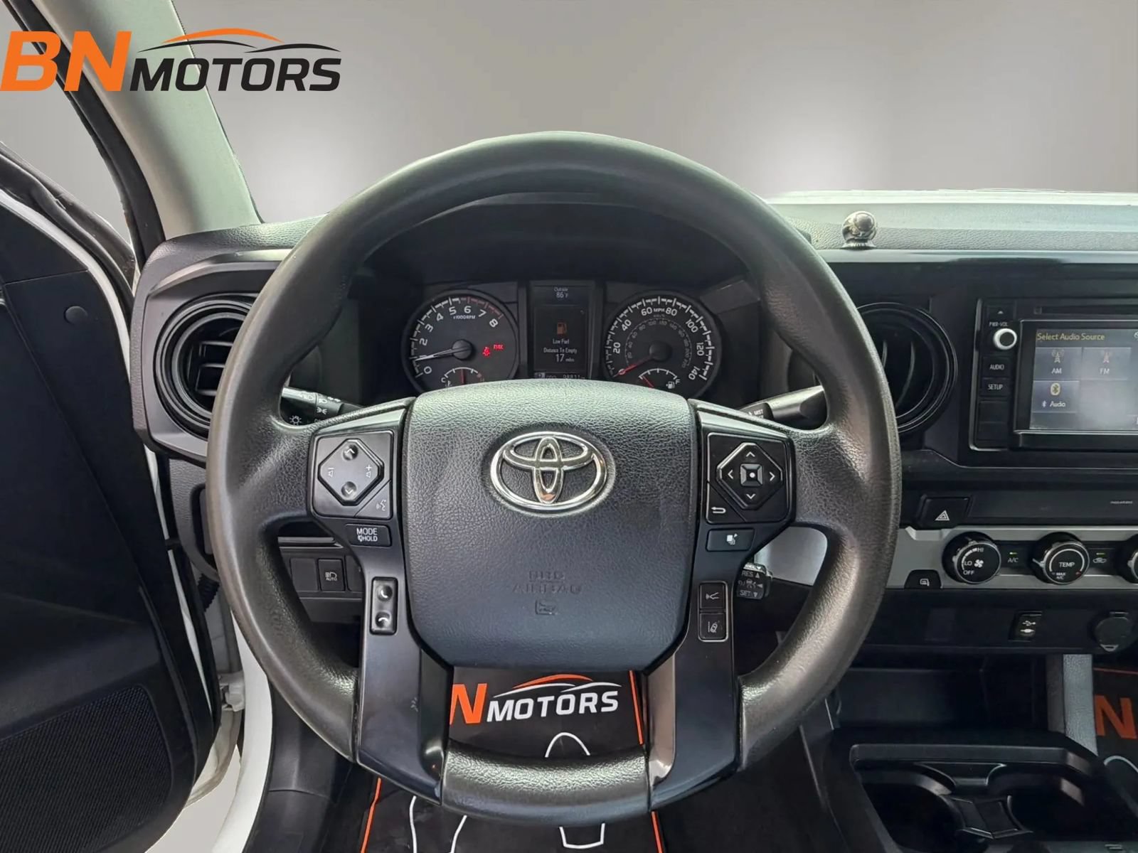 Used 2019 Toyota Tacoma SR RWD image 21