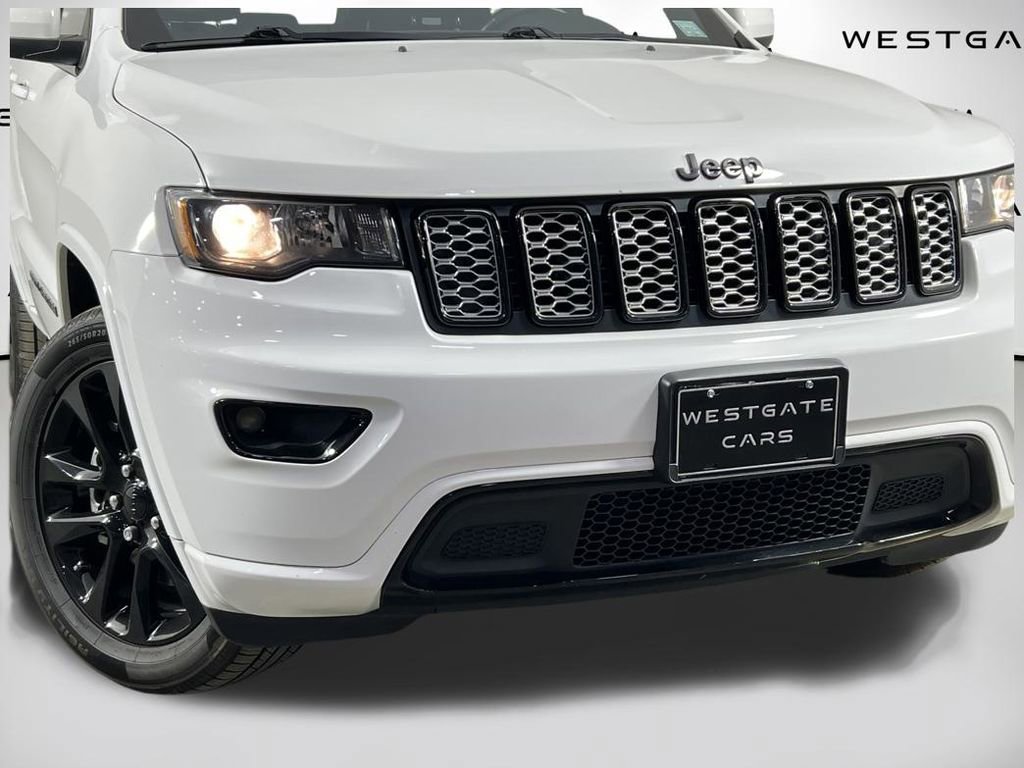 Used 2021 Jeep Grand Cherokee Laredo X image 86