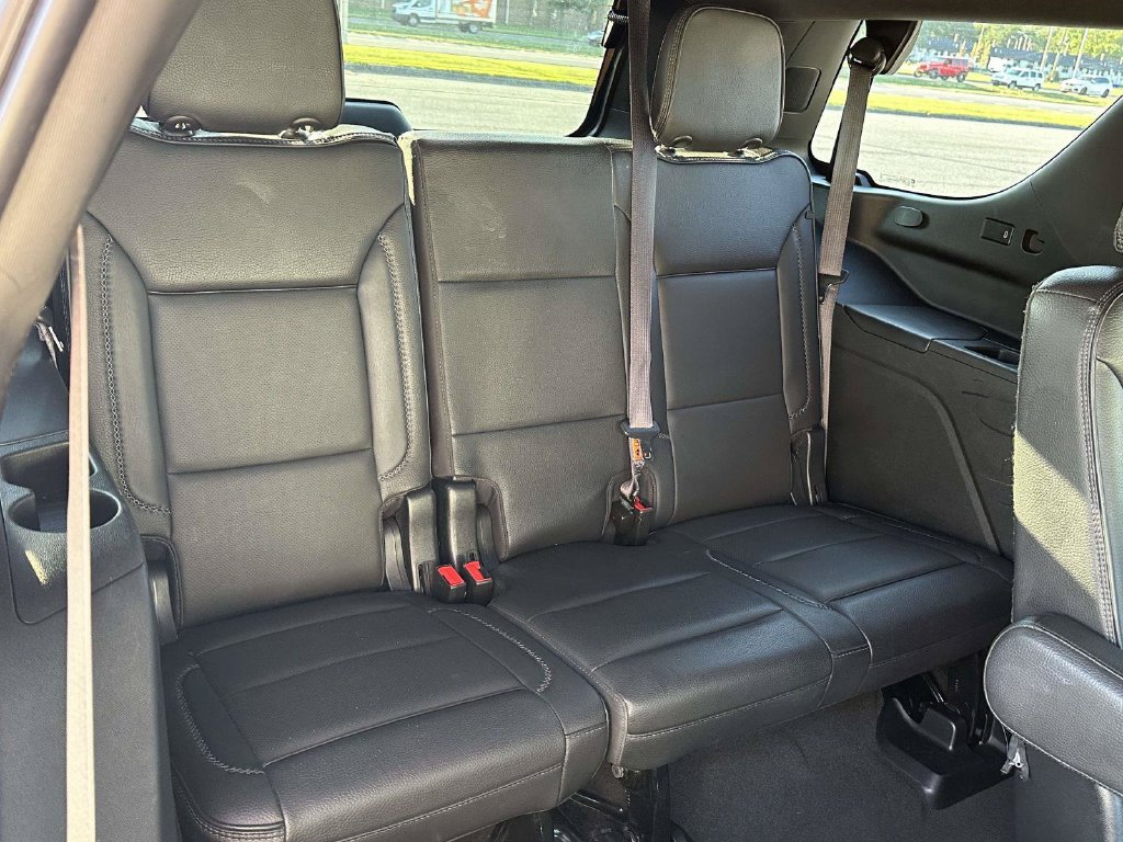 Used 2023 GMC Yukon Denali AWD/4WD image 11