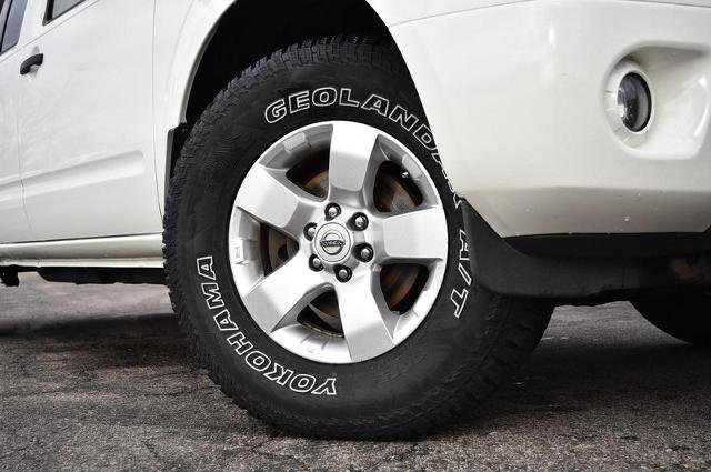 Used 2013 Nissan Frontier SV w/ SV Value Truck Pkg image 3