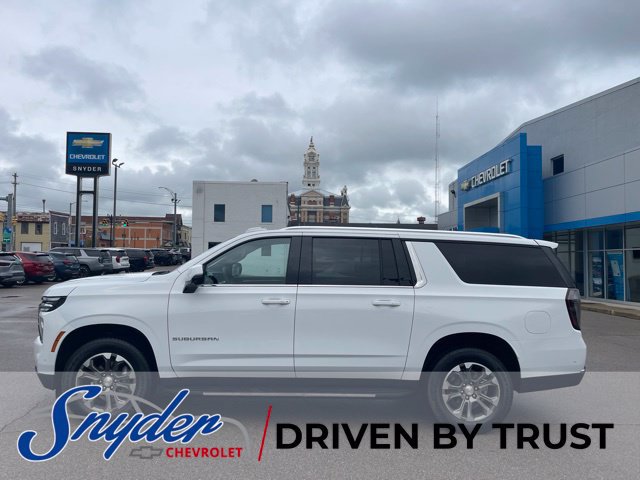 Used 2025 Chevrolet Suburban LT w/ Comfort Package