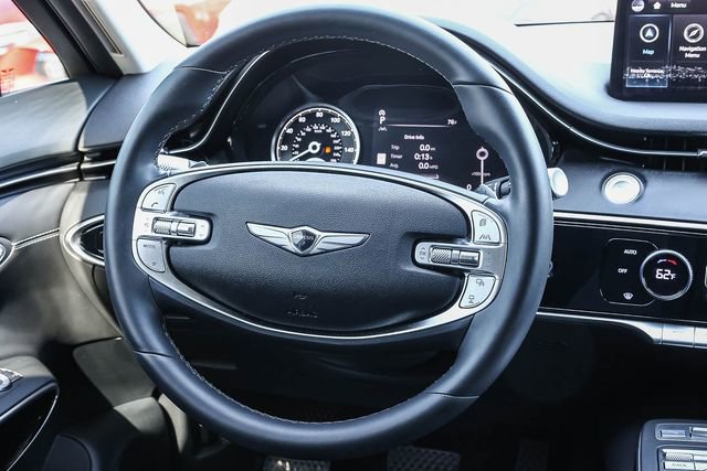 Used 2025 Genesis GV70 2.5T image 15