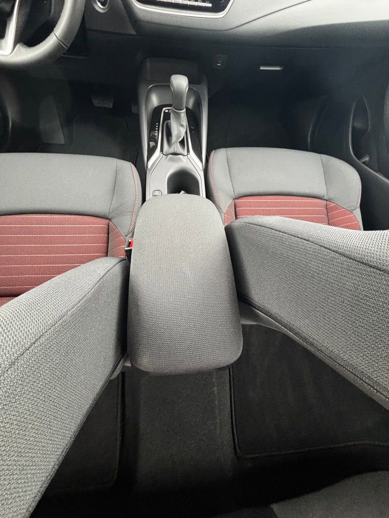 Used 2026 Toyota Corolla SE image 12