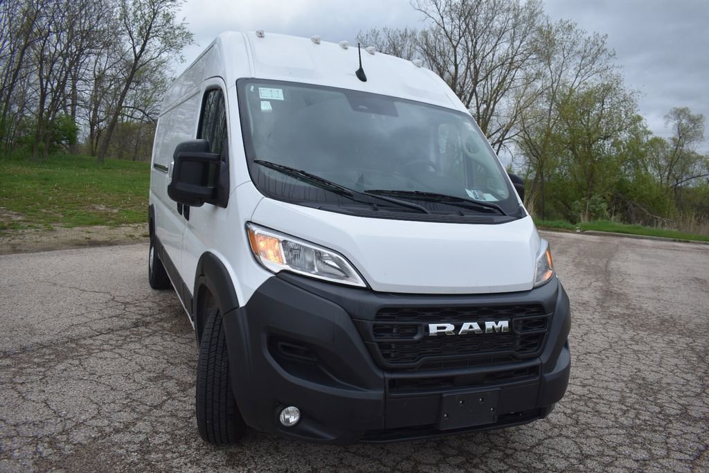 Used 2025 RAM ProMaster 2500 w/ Convenience Group FWD image 10