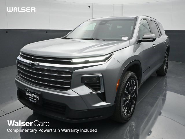 Used 2026 Chevrolet Traverse LT w/ Sun and Wheel Package AWD/4WD image 1