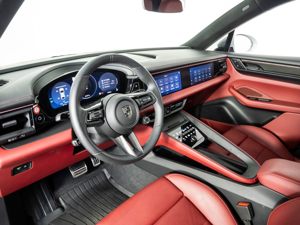 Certified 2025 Porsche Macan Turbo Electric w/ Premium Package AWD/4WD image 4