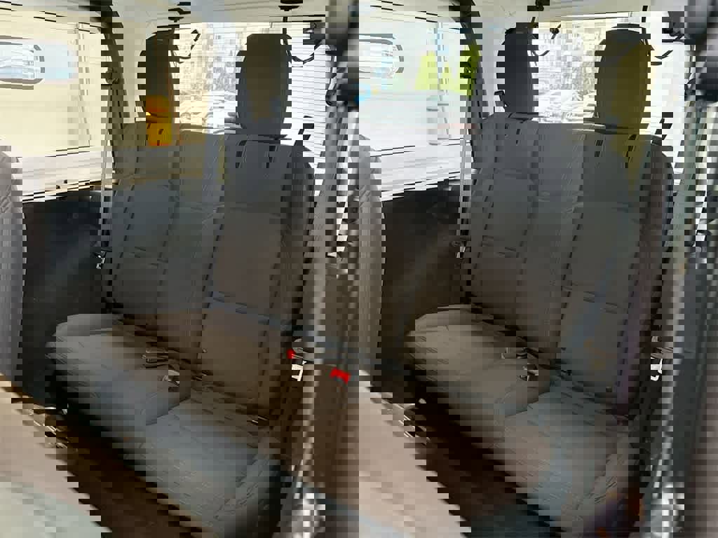 Used 2020 Jeep Wrangler Sport image 18