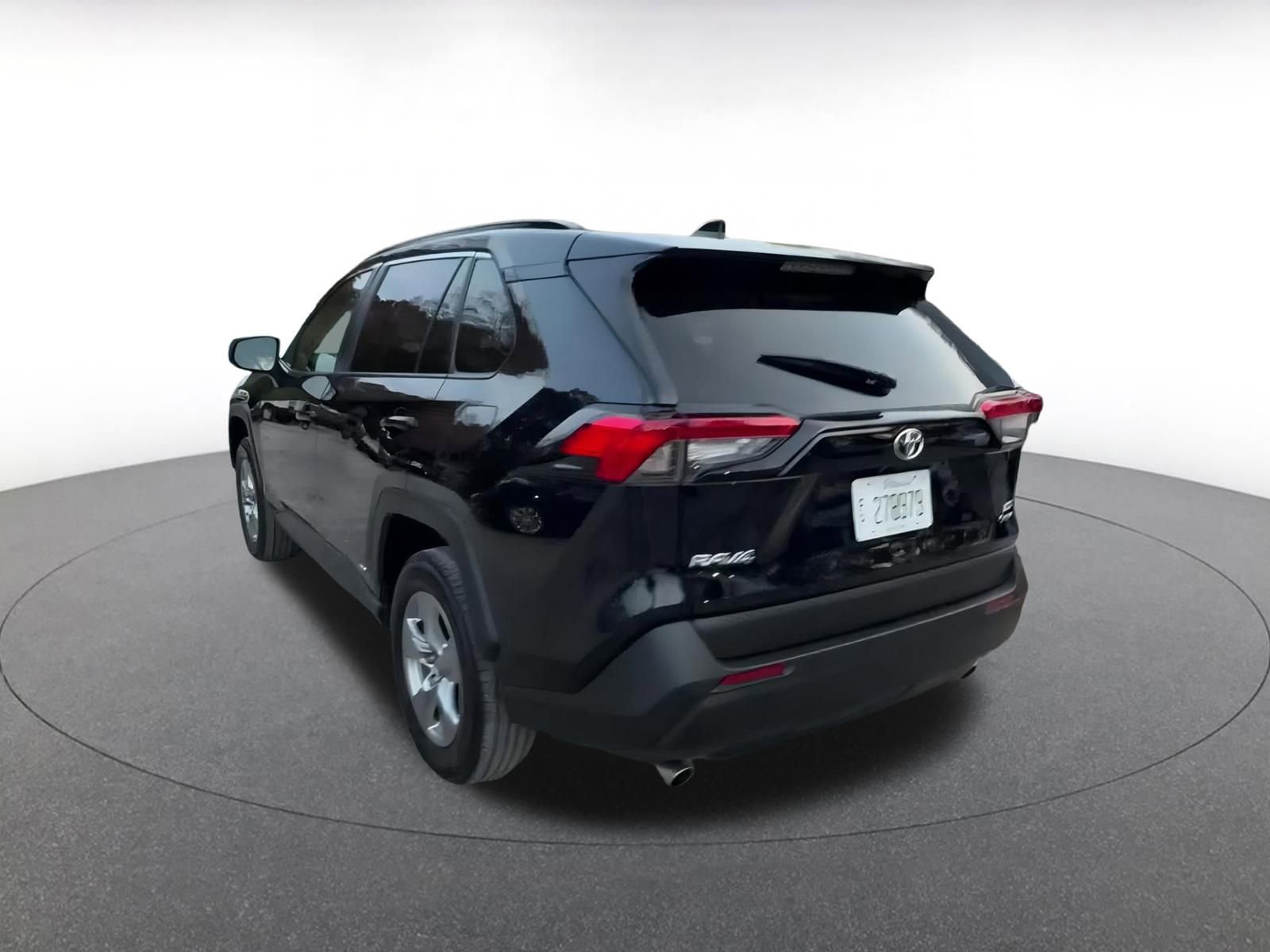 Used 2025 Toyota RAV4 LE image 11