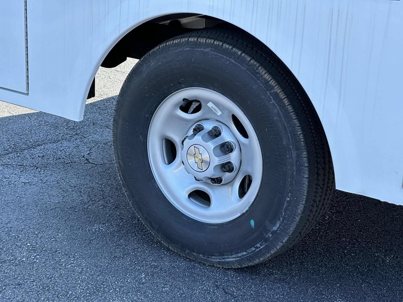 New 2024 Chevrolet Express 3500 w/ Power Convenience Package RWD image 24