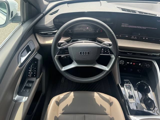 Used 2025 Audi Q5 Premium w/ Convenience Package AWD/4WD image 14